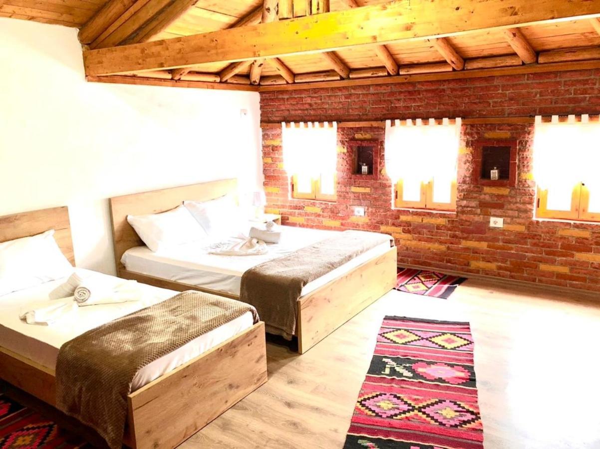 Villa Muzhaqi Nivice 외부 사진