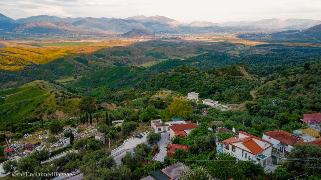 Villa Muzhaqi Nivice 외부 사진